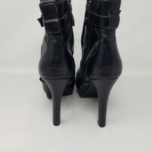 Simply Vera Vera Wang Svellie Black Leather Heeled Platform Boots Size 9.5 - Picture 12 of 14